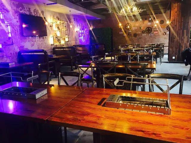 自動燒烤機,自動烤串機,自動電烤爐,自動燒烤爐,自動燒烤設備