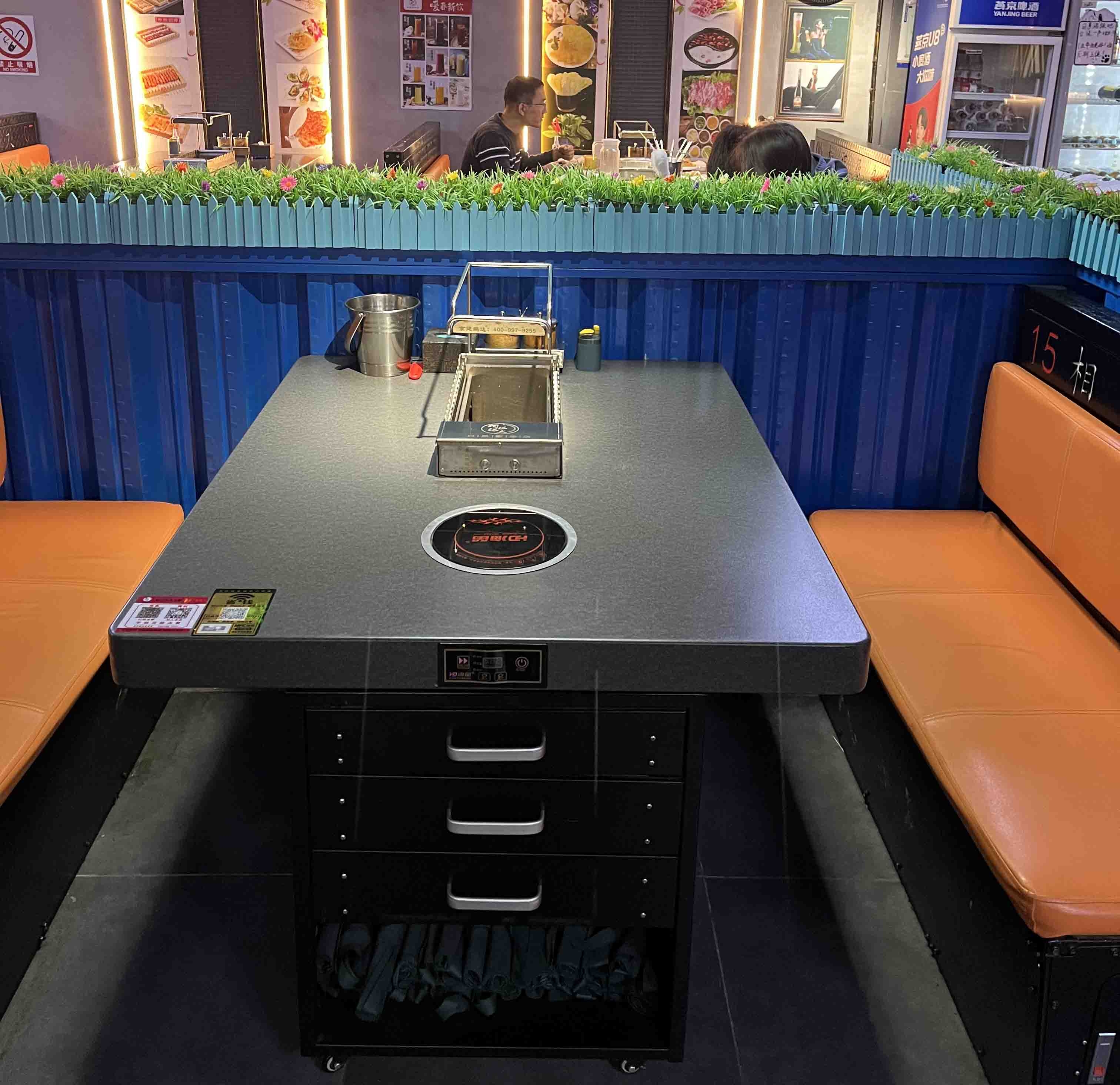 無煙燒烤設備中的燃氣燒烤爐優勢與價值